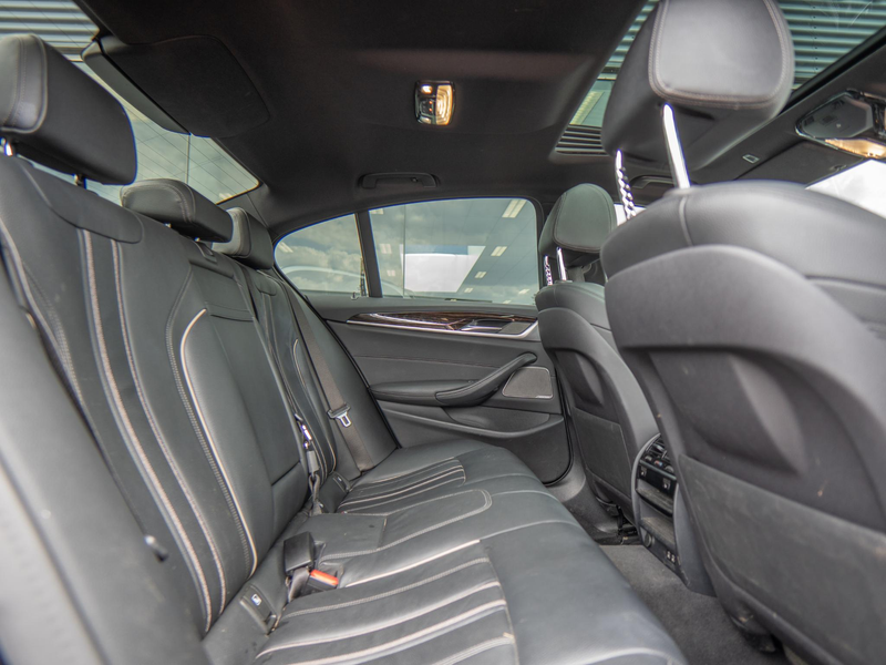 BMW 530 5-serie 530e xDrive iPerformance High Executive | — photo 45
