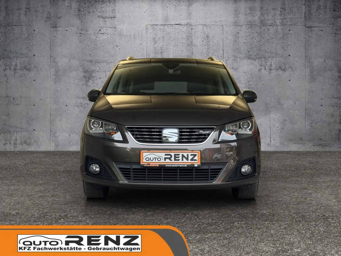 SEAT Alhambra FR-Line, Allrad, DSG. AHK, Pano, ACC Braun - 2
