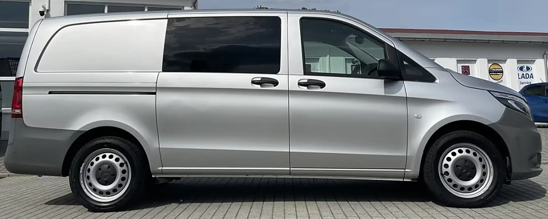 Mercedes-Benz Vito Mixto 119 CDI 4x4 lang Silber - 1