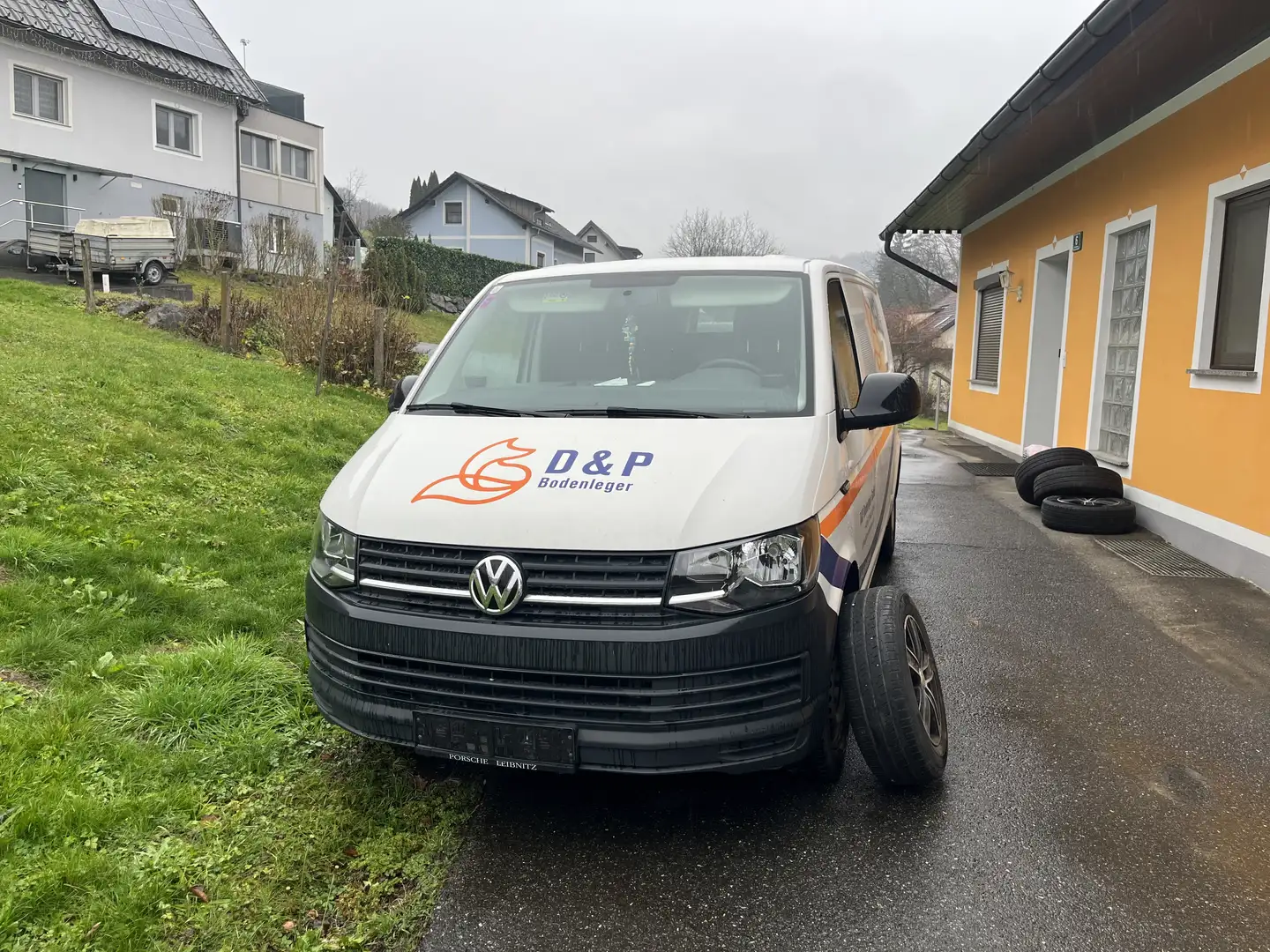 Volkswagen T6 Transporter - 2