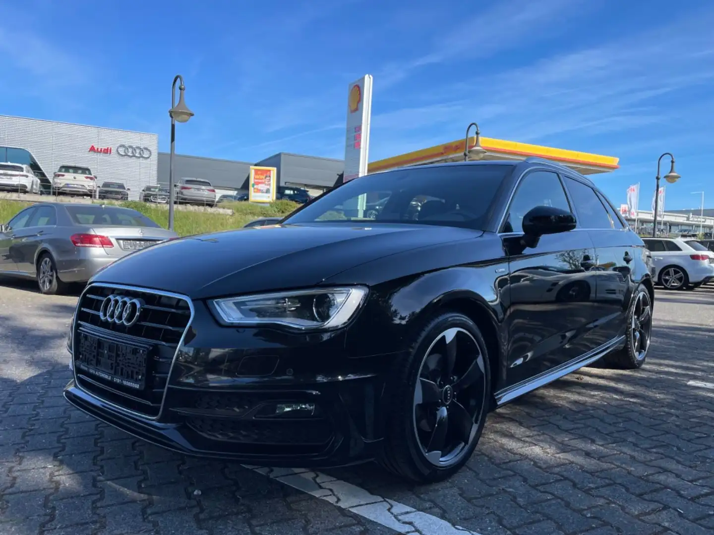 Audi A3 Sportback S line Negro - 1
