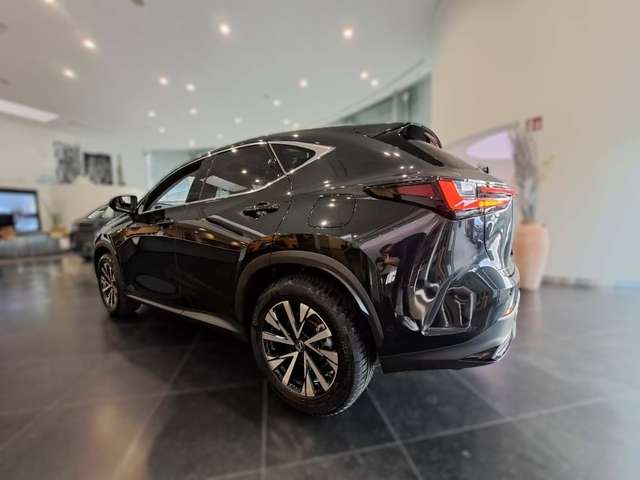 Lexus NX 350h Luxury Line E-Four Allrad *Panoramadach*