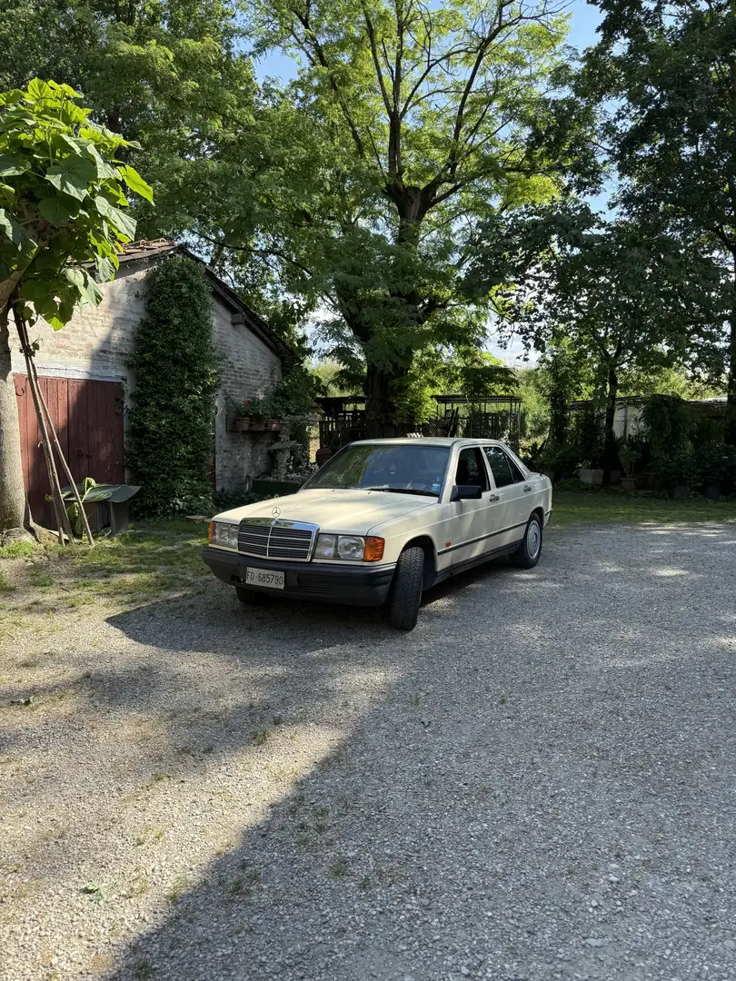 Mercedes-Benz 190 2.0 105cv - 2