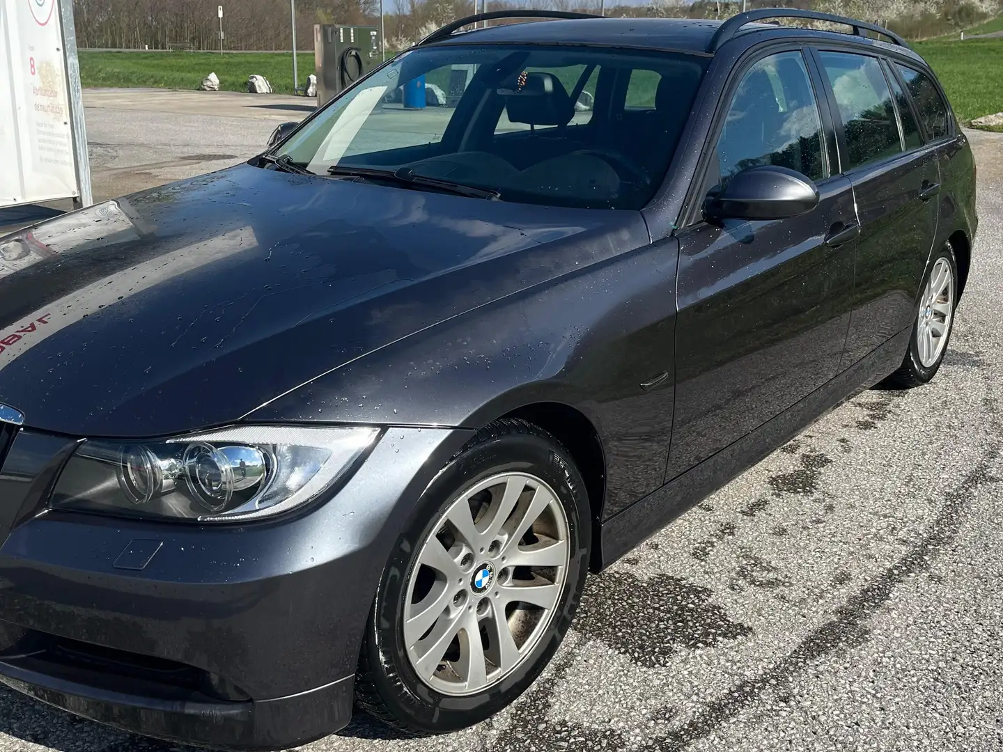 BMW 318 318d Touring Österreich-Paket Österreich-Paket Grau - 1