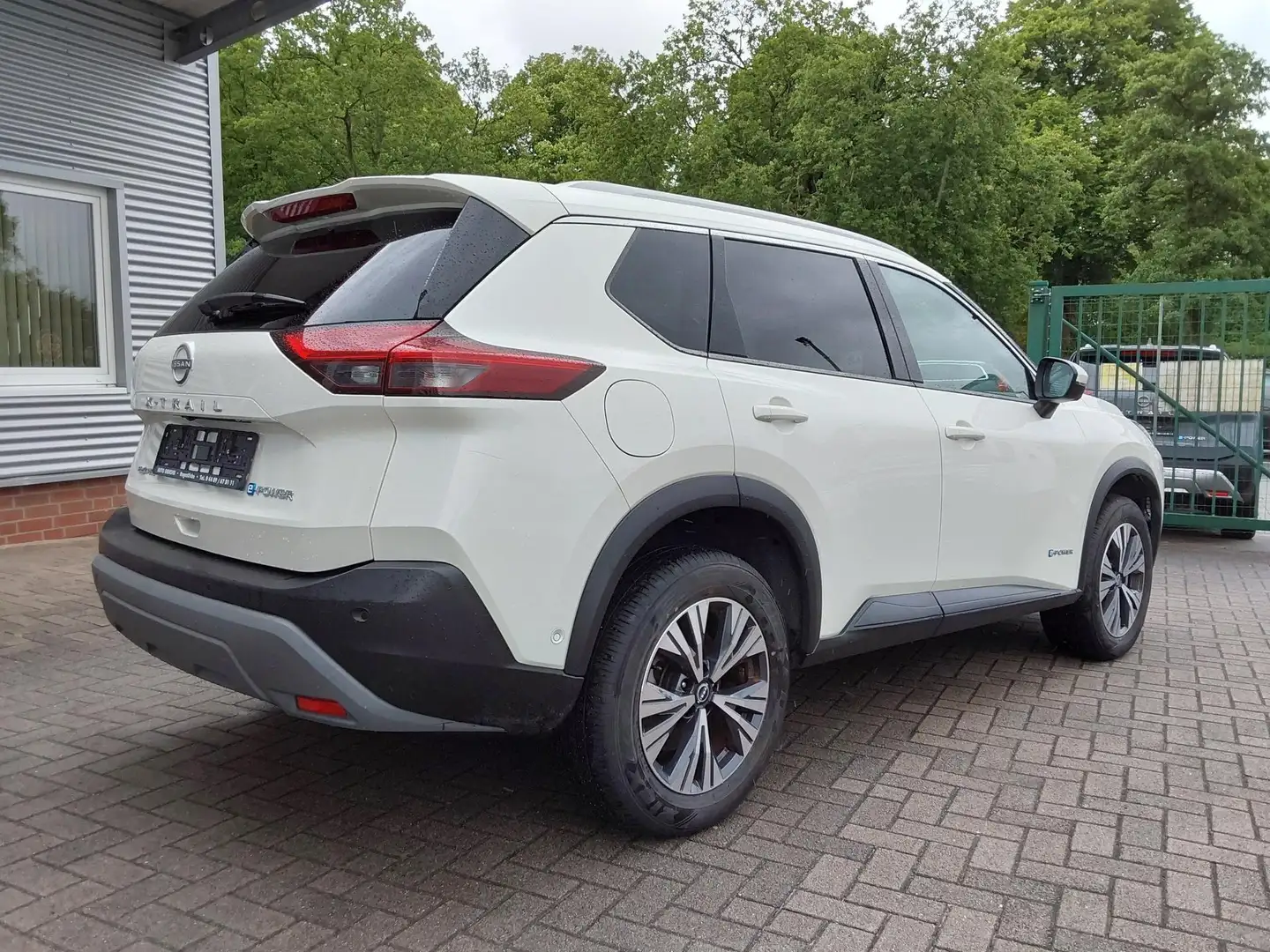 Nissan X-Trail e-POWER 4x4 e-4ORCE N-Connecta ACC/APP/LED/PDC/... Белый - 2