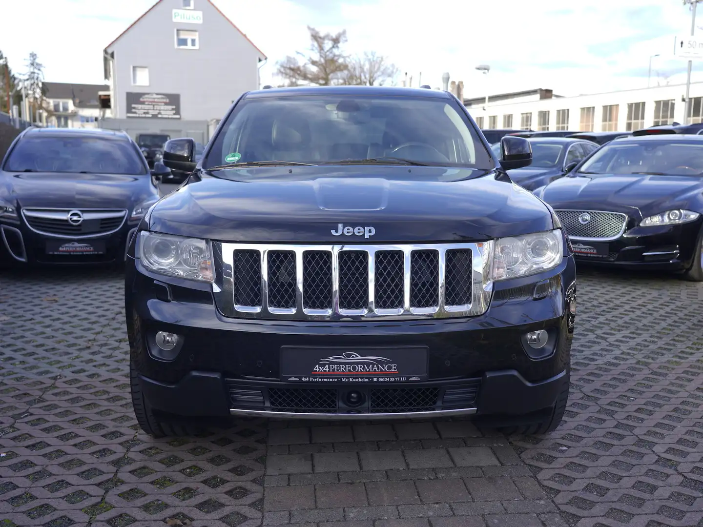 Jeep Grand Cherokee 3.0 CRD Overland*ACC~Pano~Boston~Offroad* Grau - 2