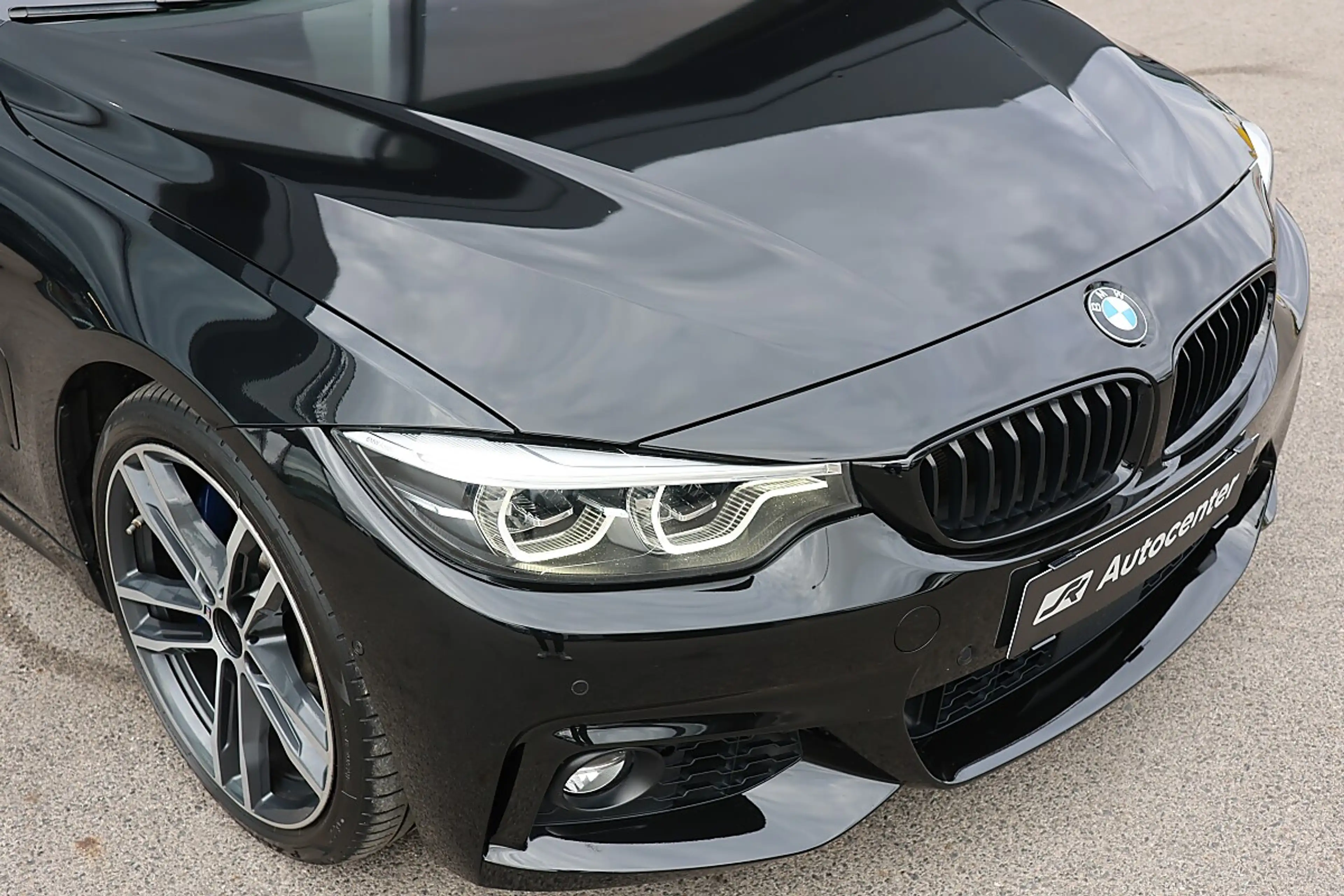 BMW 440 i — photo 3