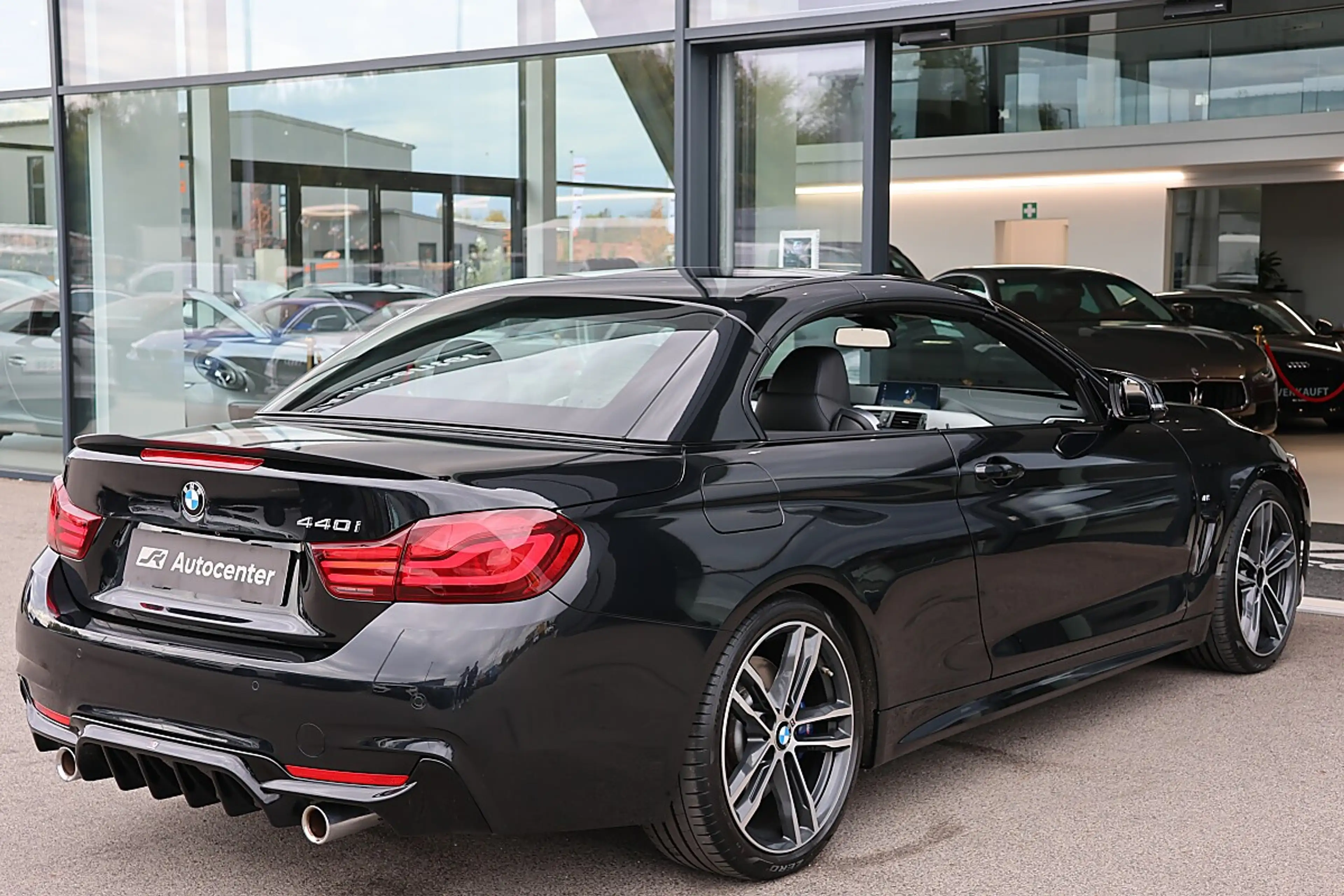 BMW 440 i — photo 10