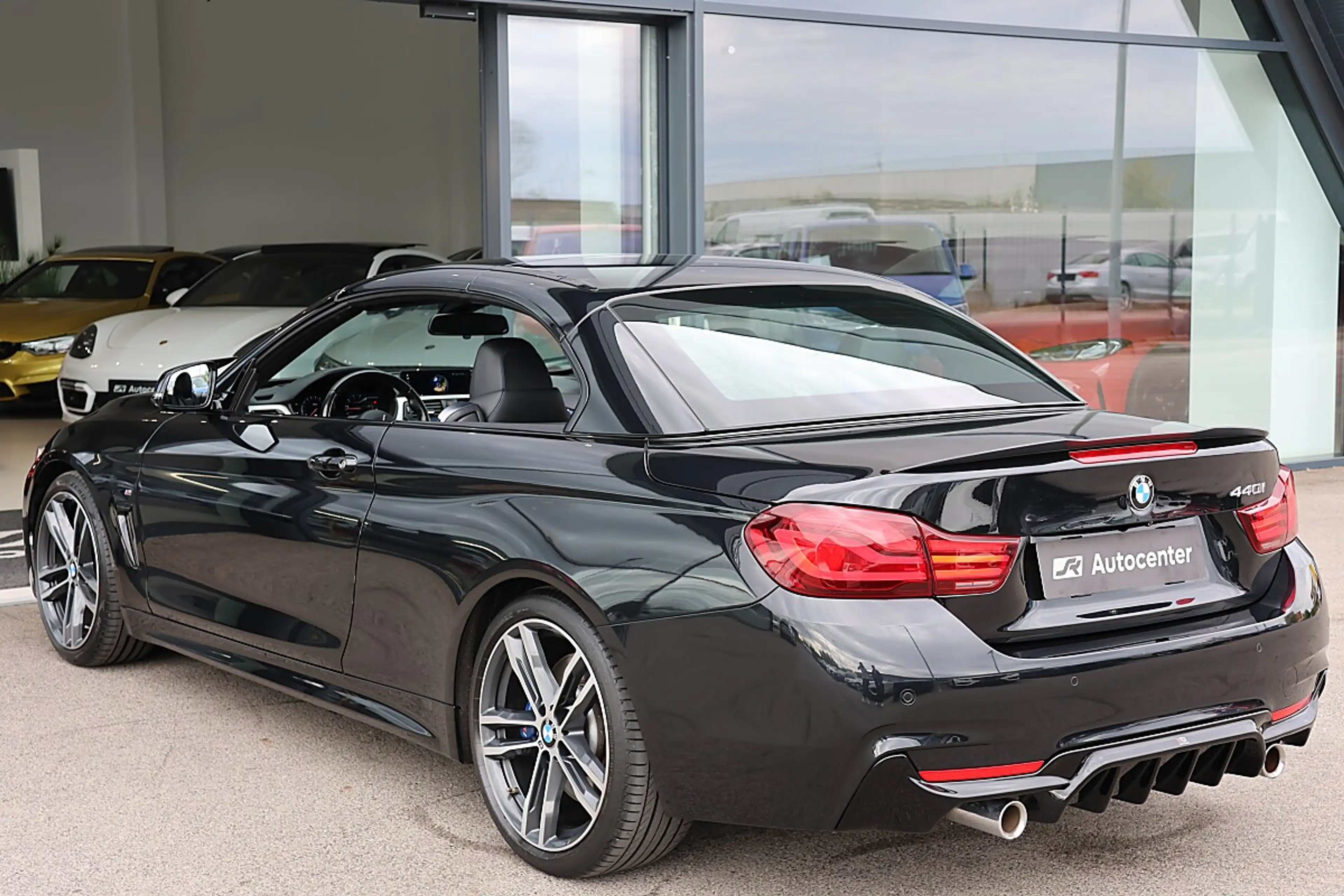 BMW 440 i — photo 9
