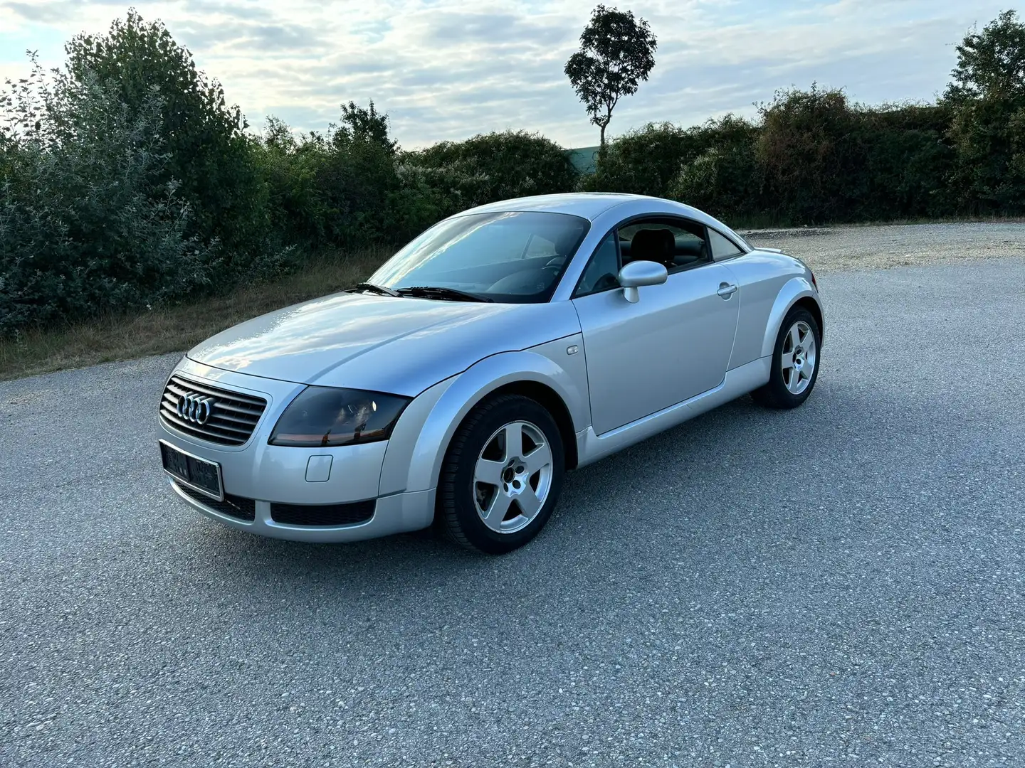 Audi TT Coupé 1,8 T - 2