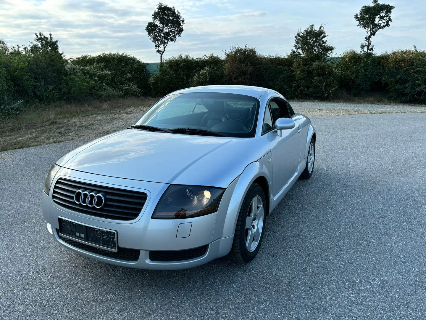 Audi TT Coupé 1,8 T - 1