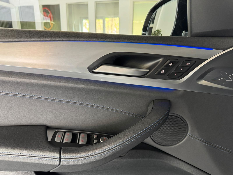 BMW X3 xDrive 30 d M-Paket / Stand-Hz+AHK+360°+ACC — photo 12