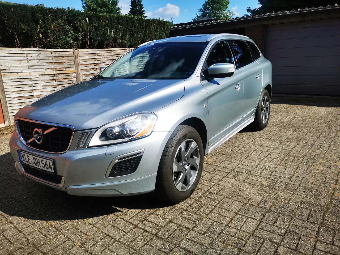 Volvo XC60 XC60 DRIVe Ocean Race Argent - 1