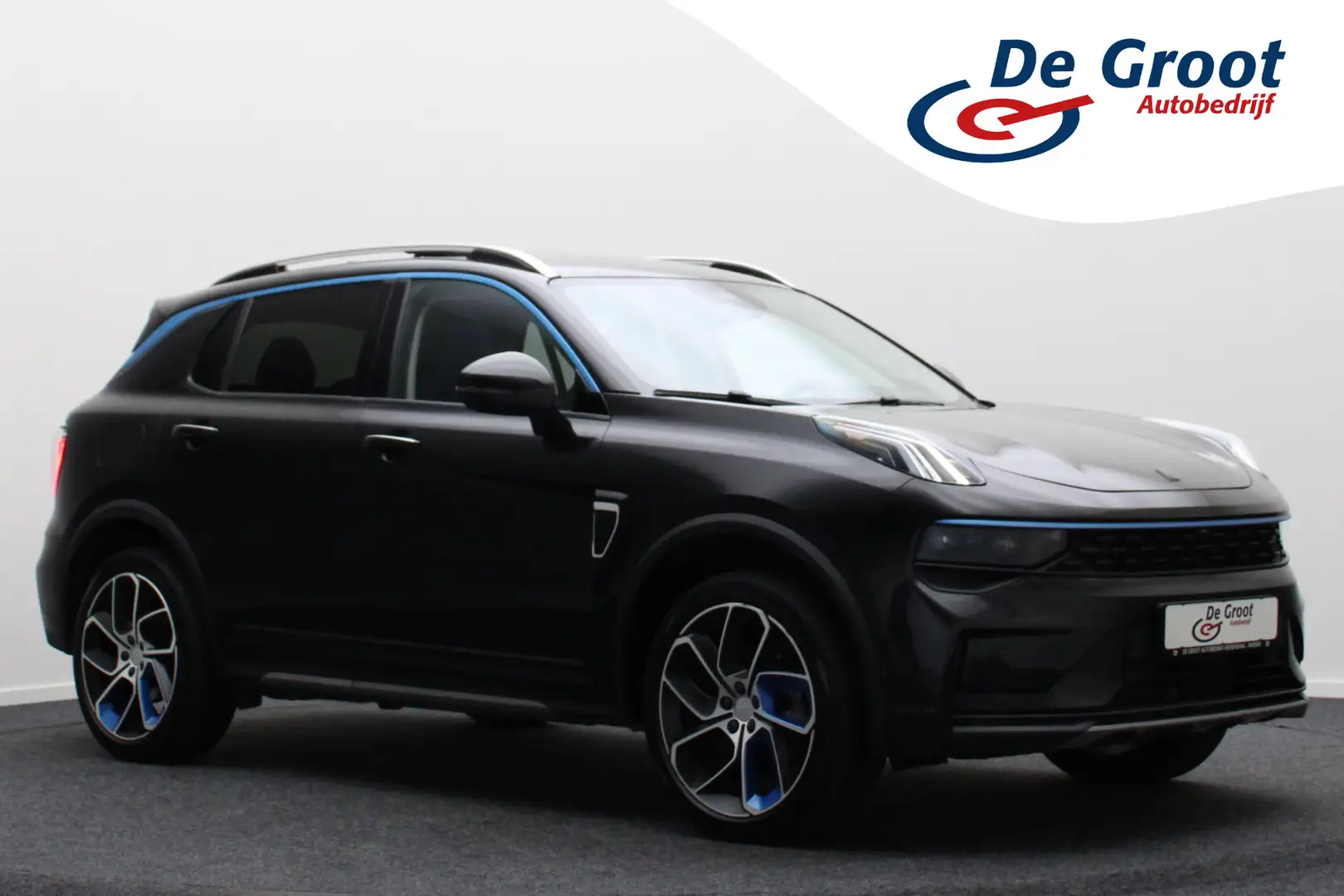 Lynk & Co 01 1.5 Plug-in Hybrid Nero - 1