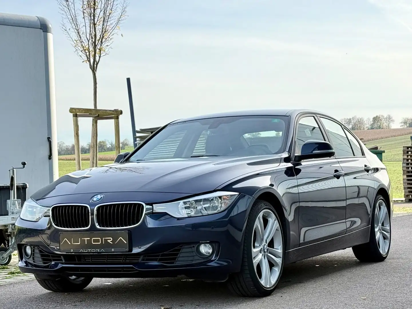 BMW 320 i Sport Line|AUTOMATIK|TEMP|SHZ|KLIMAAUTO|EU6 Blue - 2