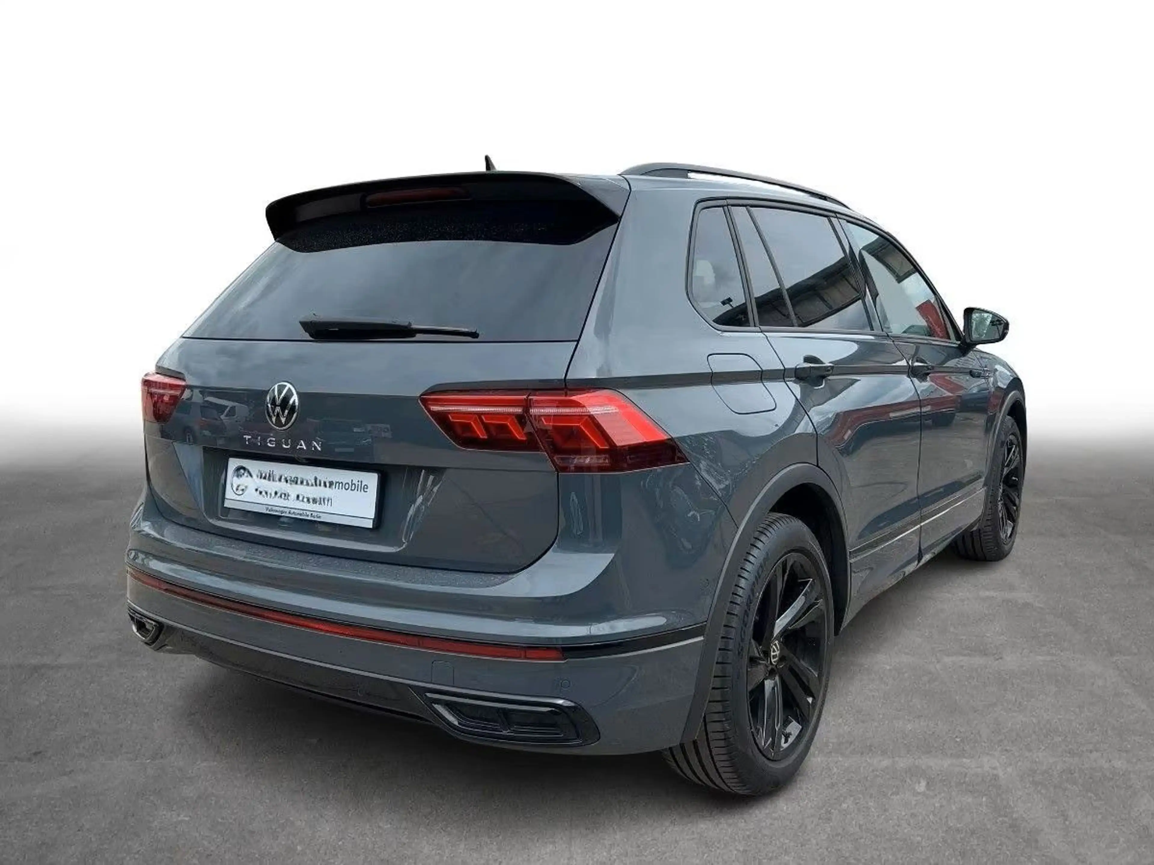 Volkswagen Tiguan R-Line Pano/BLACK/KEYLESS/FULL — photo 13