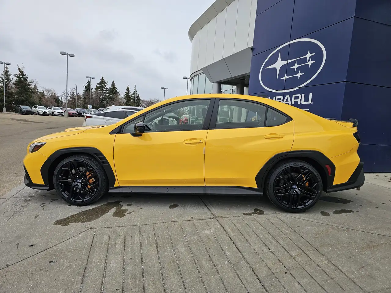 Subaru WRX снимка Subaru WRX