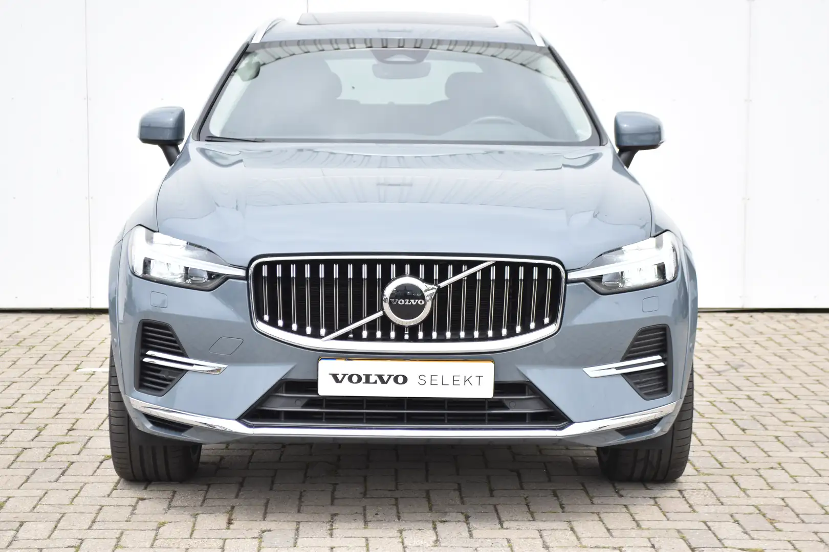 Volvo XC60 T8 Inscription | Pano | Harman Kardon | Normale Cr Grijs - 2