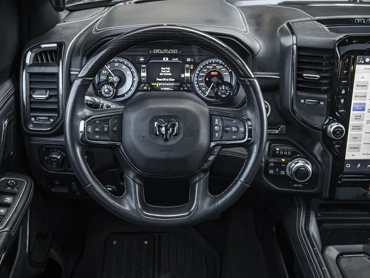 Dodge RAM 2023 — фото 10