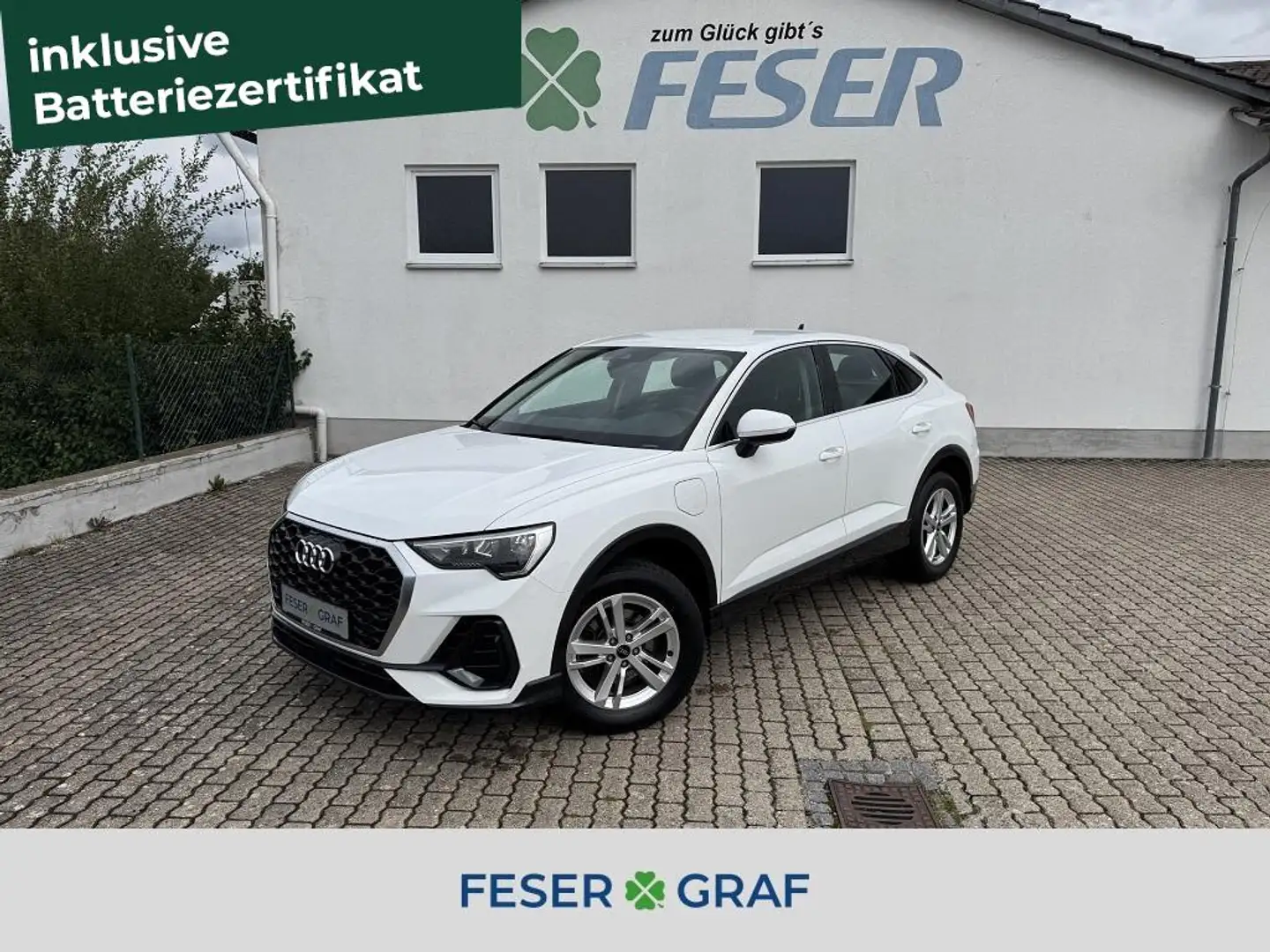 Audi Q3 Sportback 45 TFSIe S Tr. NAVI SHZ PDC AHK Weiß - 1
