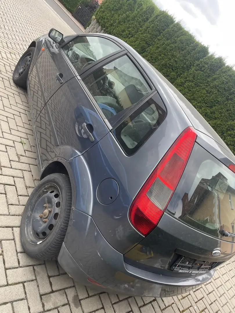 Ford Fiesta 1.3 - 2