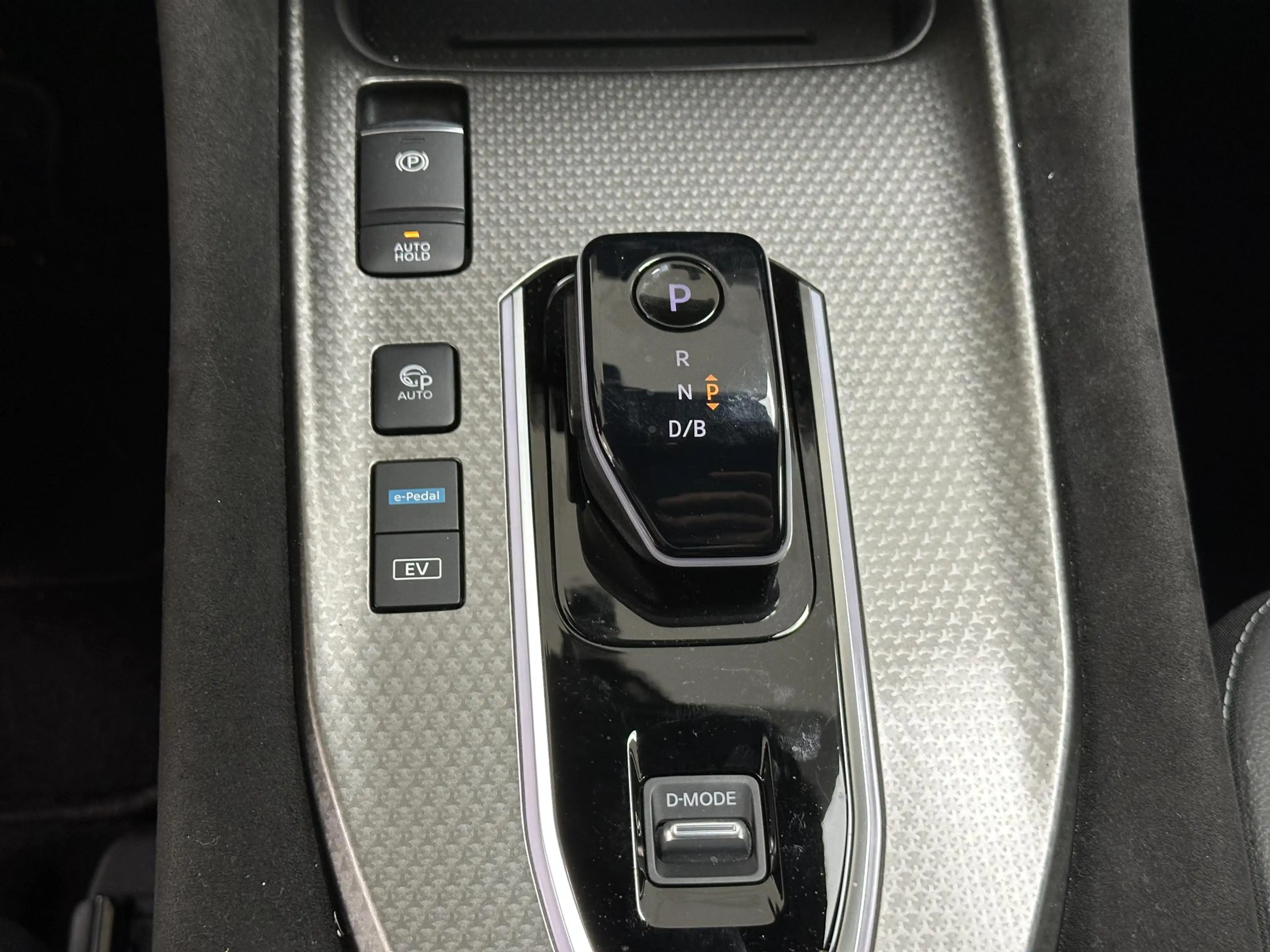 Nissan Qashqai 1.5 e-Power N-Design 360 CAMERA | HEAD-UP DISPLAY — photo 29