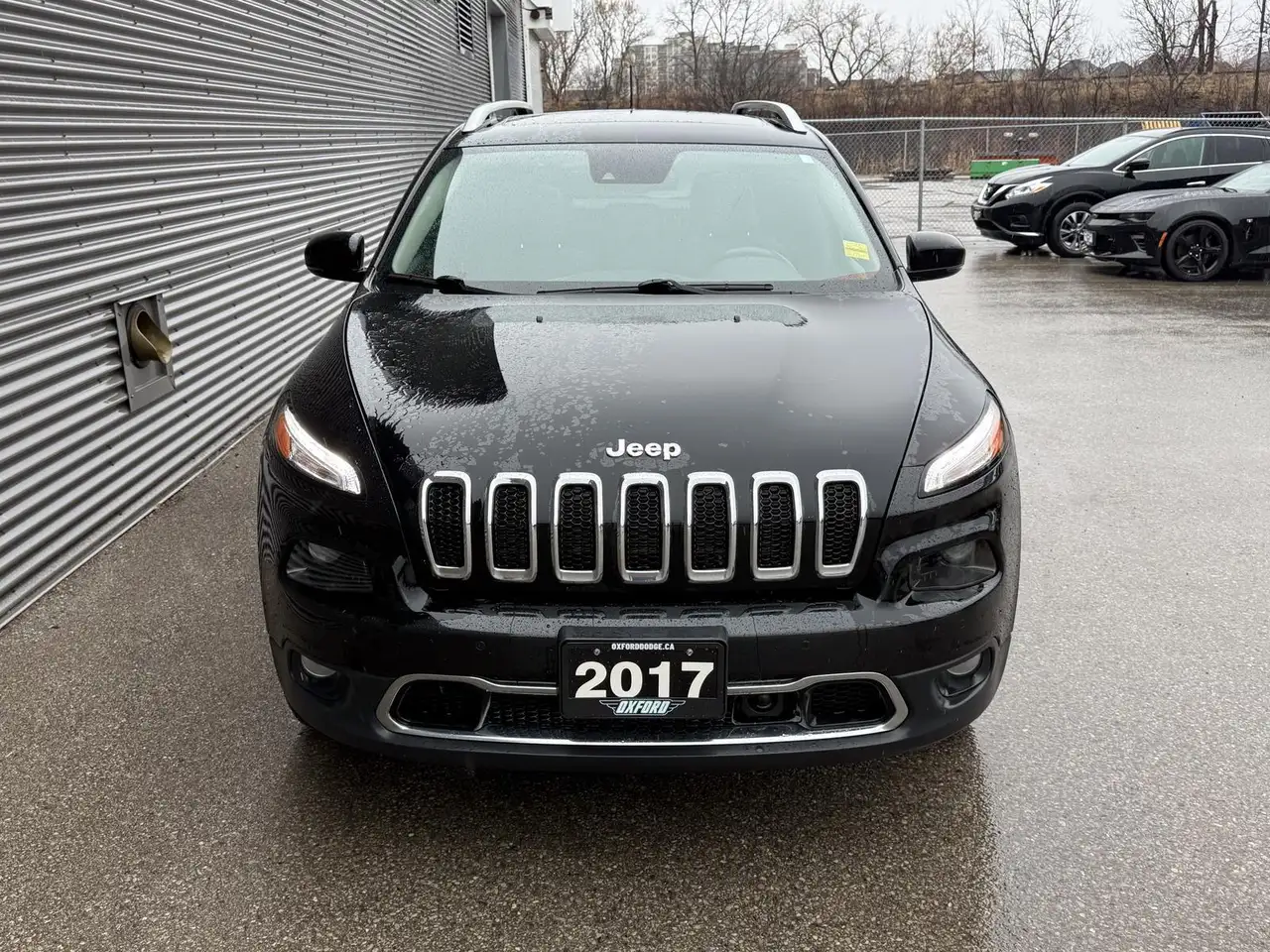 Jeep Cherokee снимка Jeep Cherokee