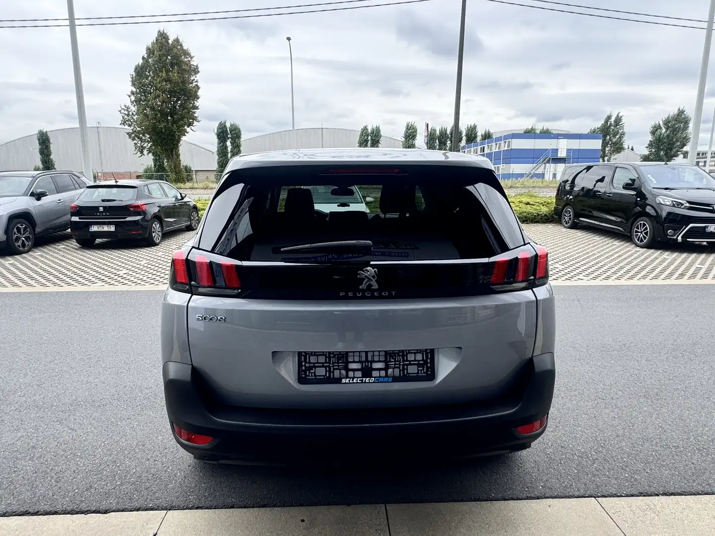 Peugeot 5008 5008 BlueHDi Automaat 7 Place Business-Paket | Gris - 2