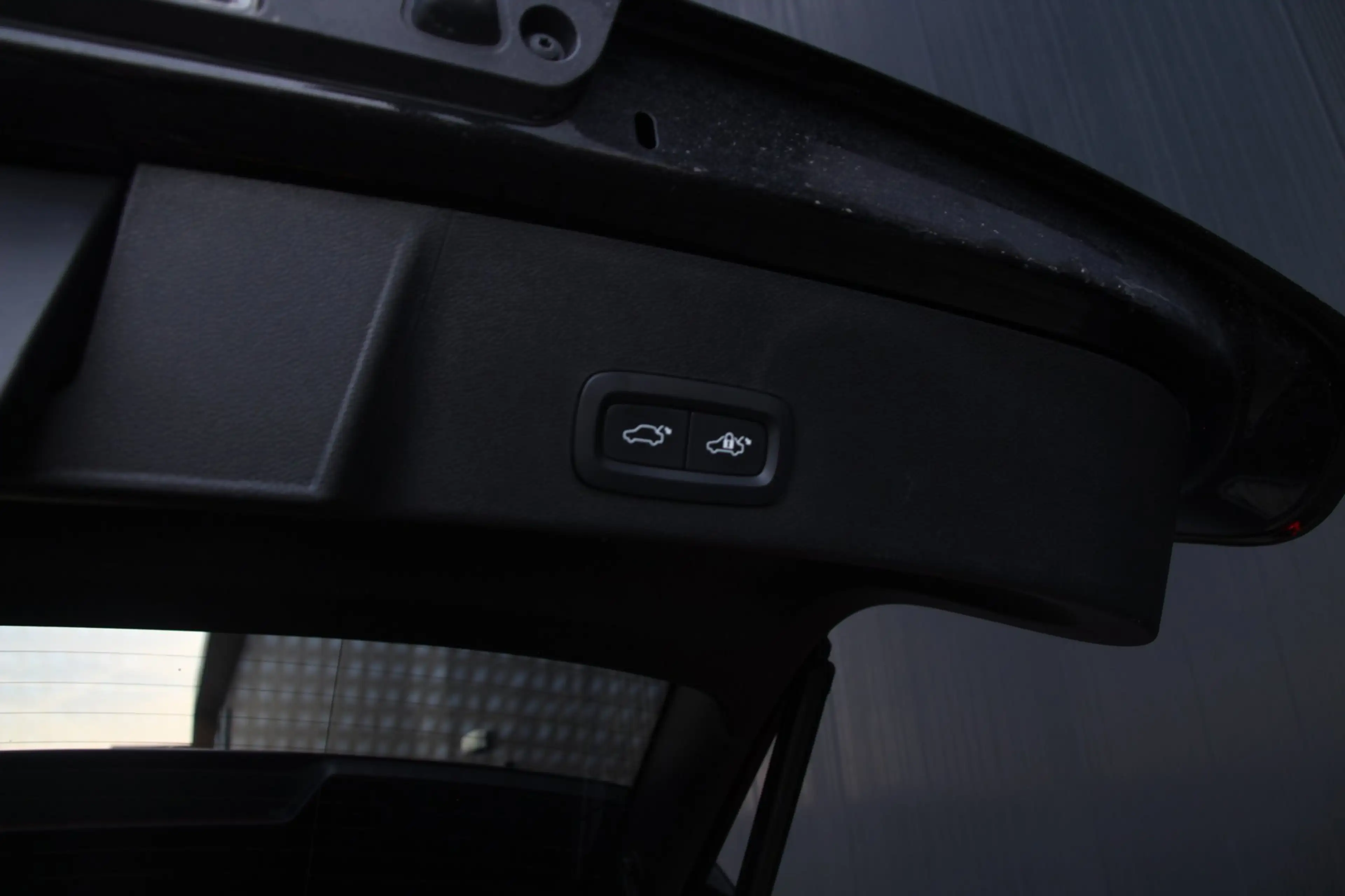 Volvo XC40 Recharge Twin Ultimate 78 kWh | Trekhaak | Panoram — photo 20