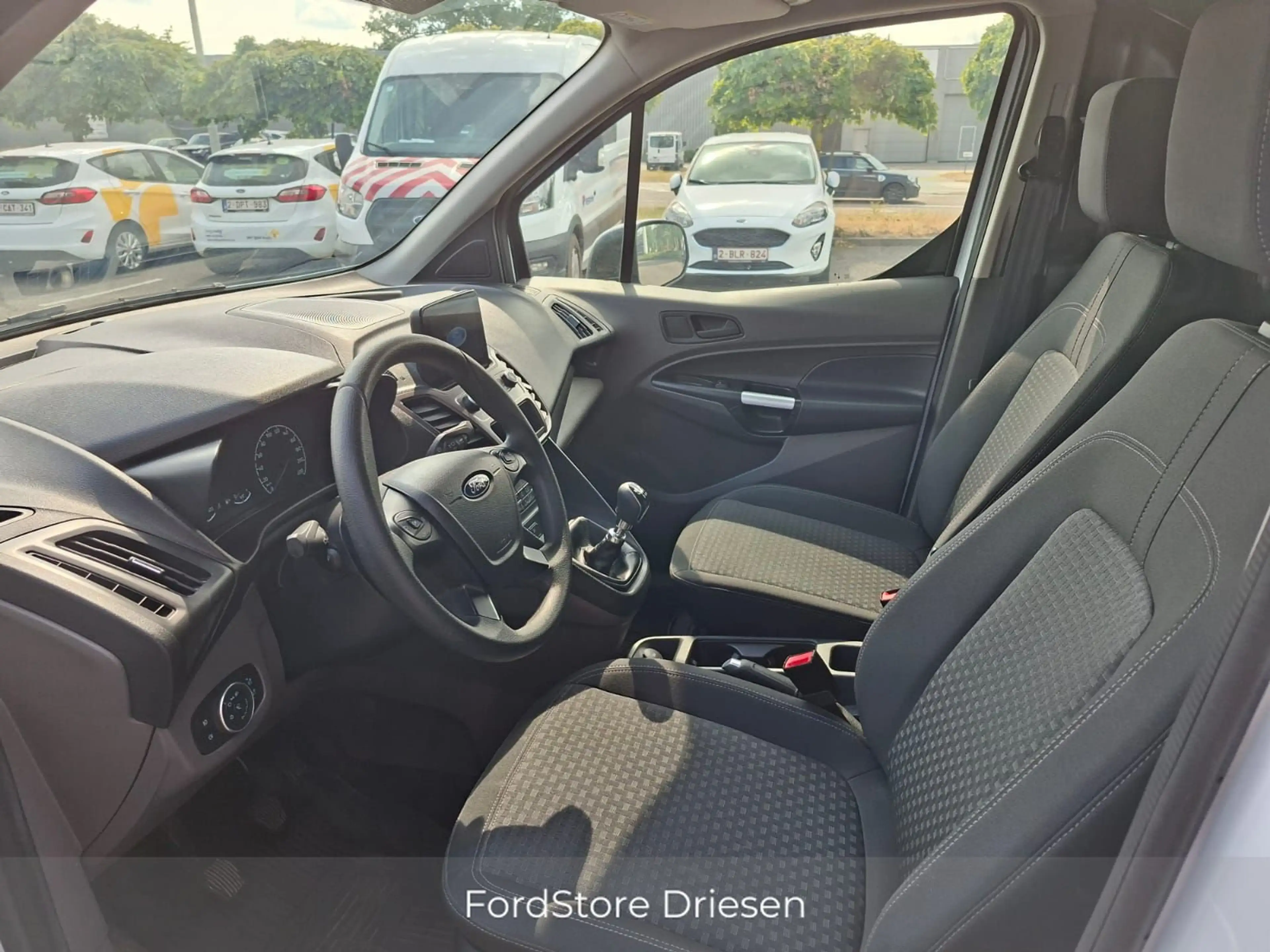 Ford Transit Connect L1 EcoBoost Limited BIJ FORD DRIESEN BREE 089/461610 — photo 5