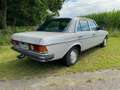 Mercedes-Benz 200 W123 Oldtimer Becker Radio Grau - thumbnail 2