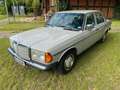 Mercedes-Benz 200 W123 Oldtimer Becker Radio Grau - thumbnail 3