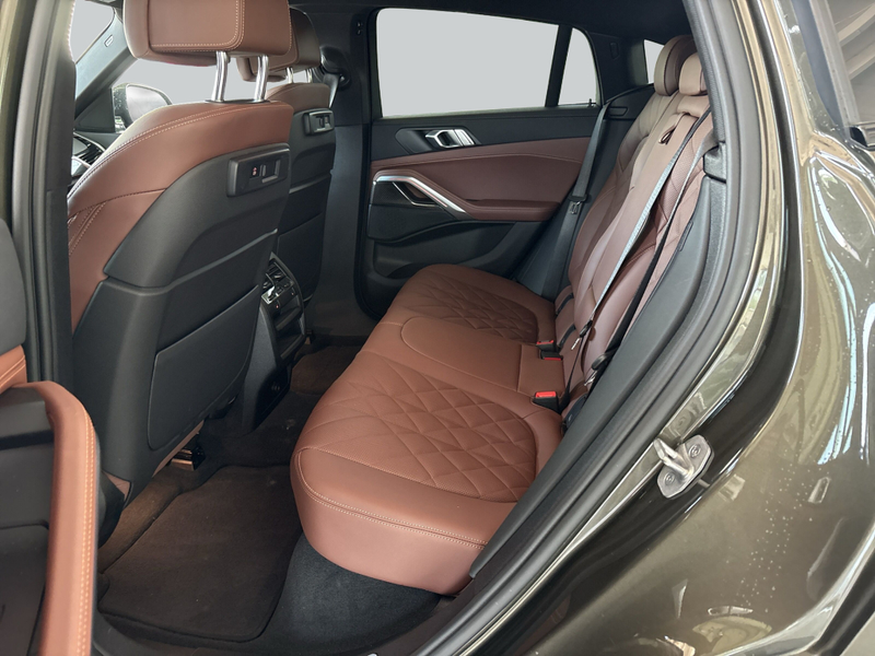 BMW X6 xDrive40d Laserlicht* HiFi* Head-Up* SHZ* — photo 12