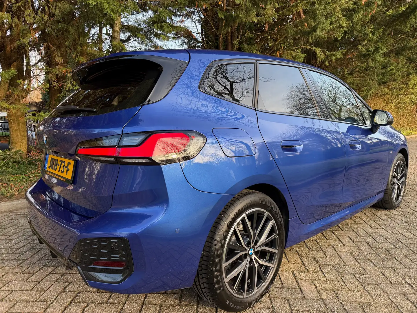 BMW 218 Active Tourer M-Sport Bleu - 2