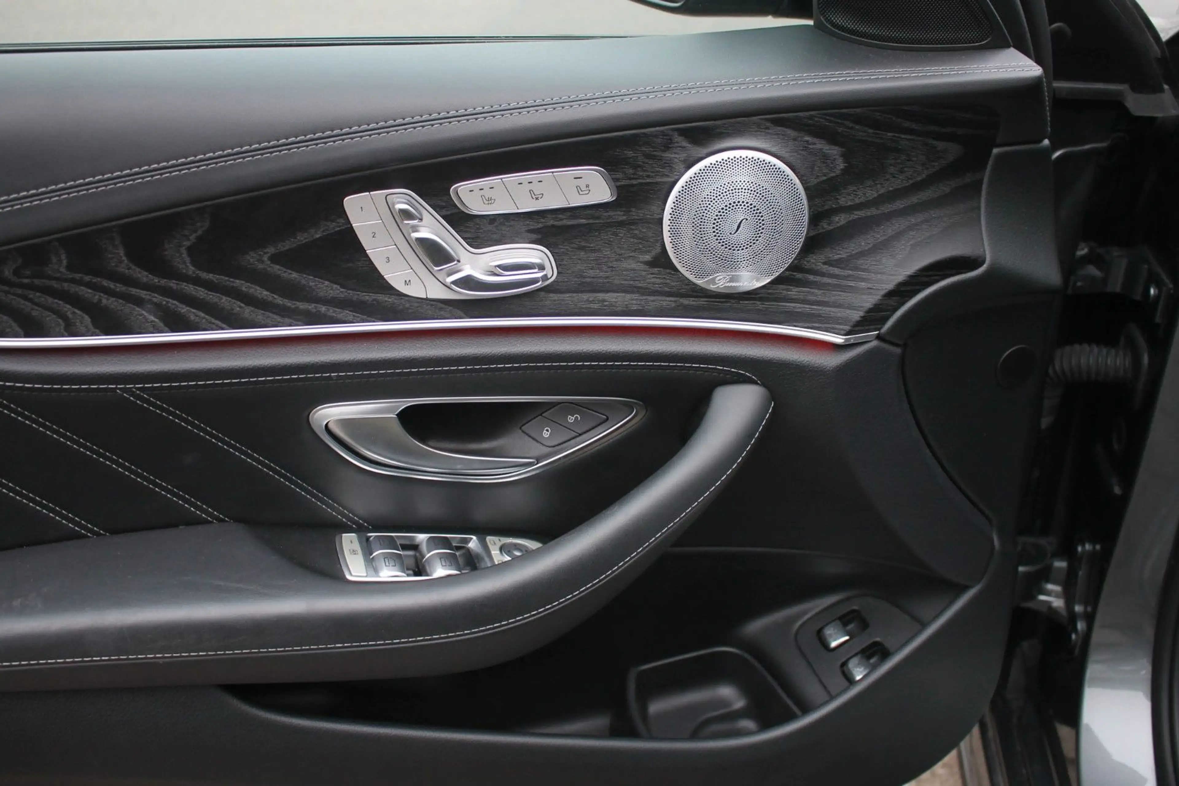 Mercedes-Benz E 63 AMG E 63 S AMG 4Matic 820PS 8Fach bereift — photo 12
