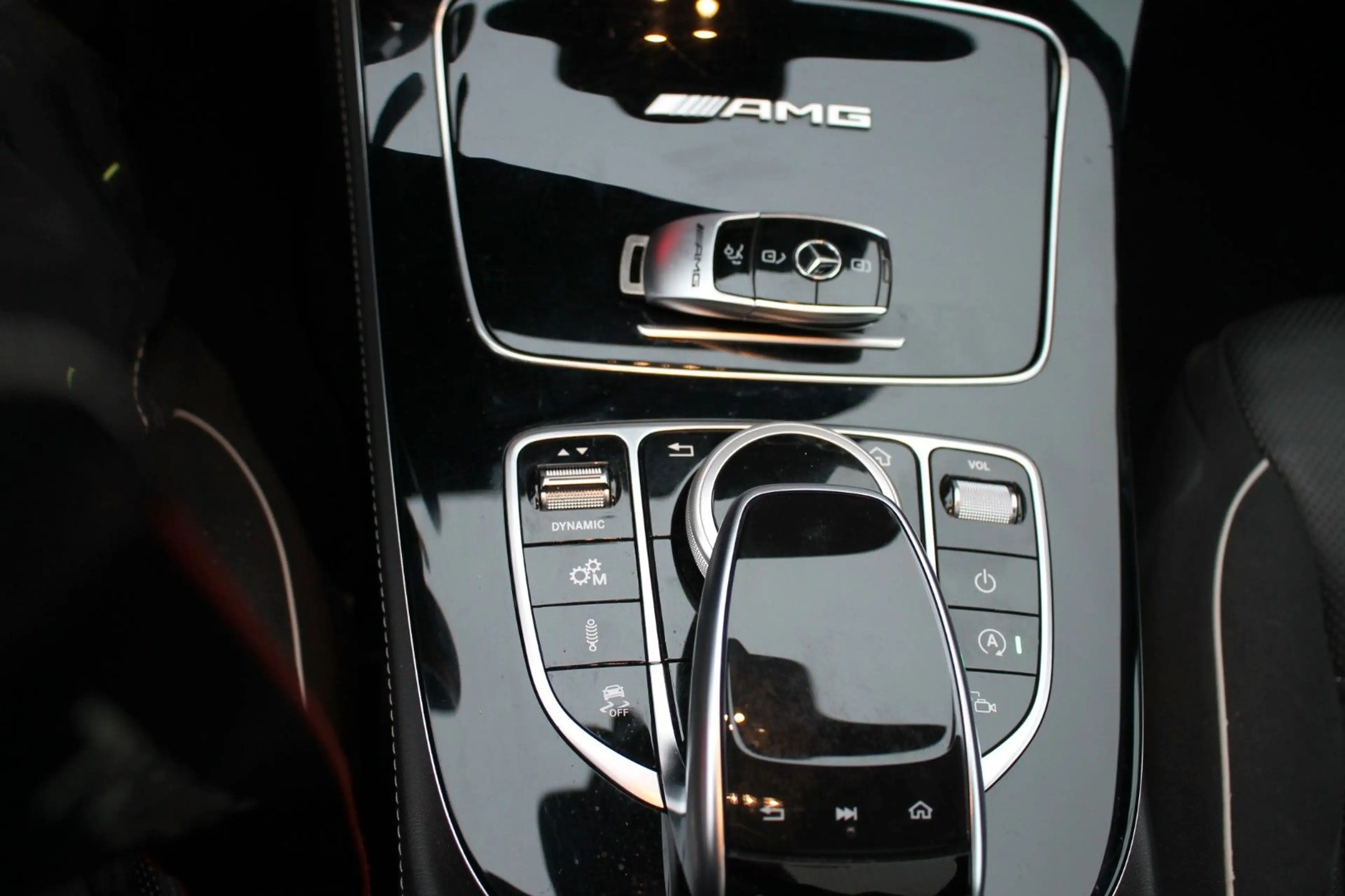 Mercedes-Benz E 63 AMG E 63 S AMG 4Matic 820PS 8Fach bereift — photo 13