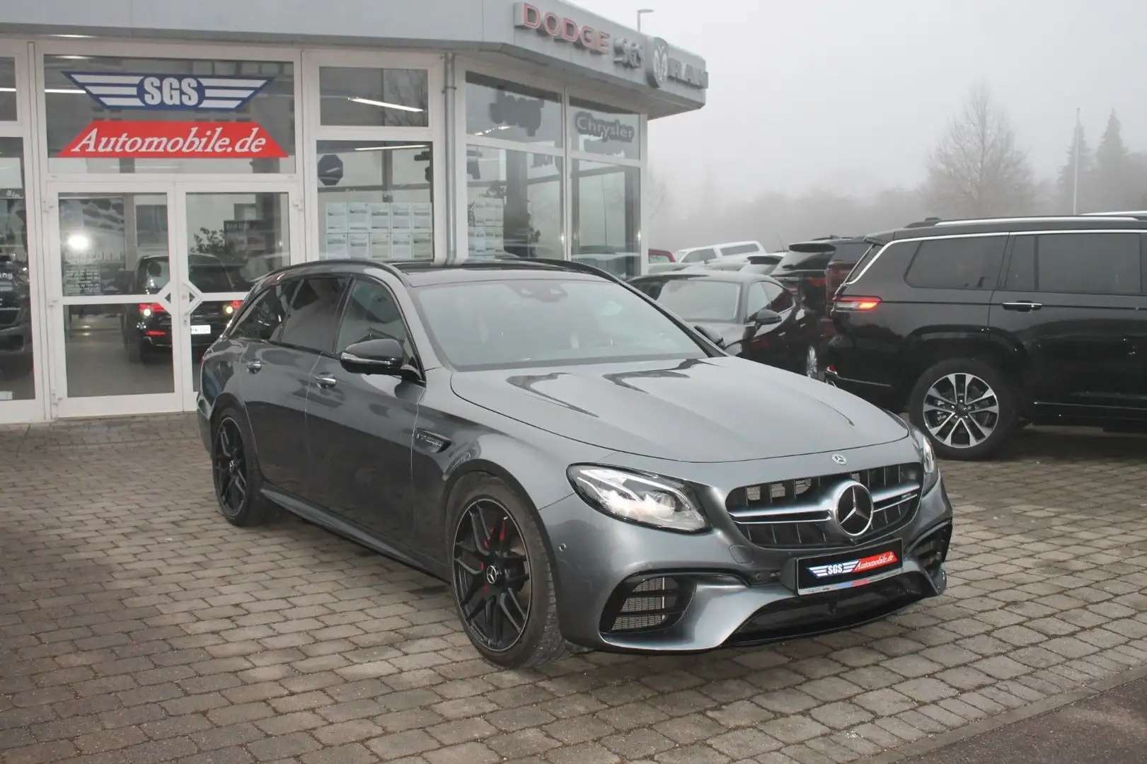 Mercedes-Benz E 63 AMG E 63 S AMG 4Matic 820PS 8Fach bereift Gris - 2