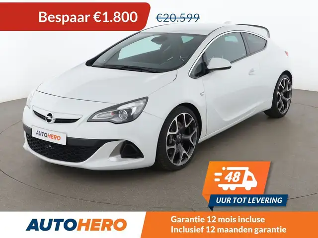 Opel Astra 2.0 Turbo OPC