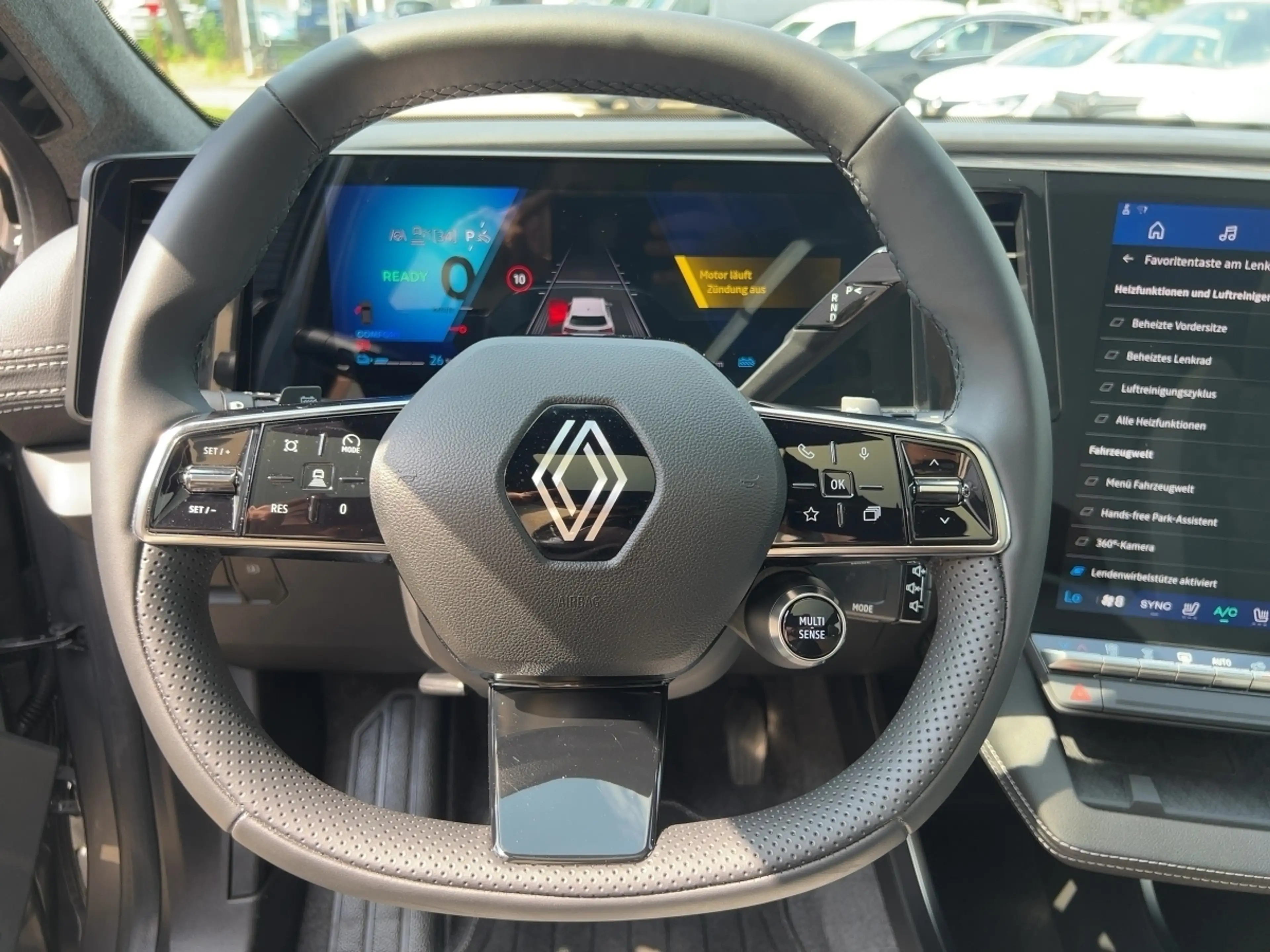 Renault Scenic E-Tech Electric EV87 220HP Iconic — photo 11