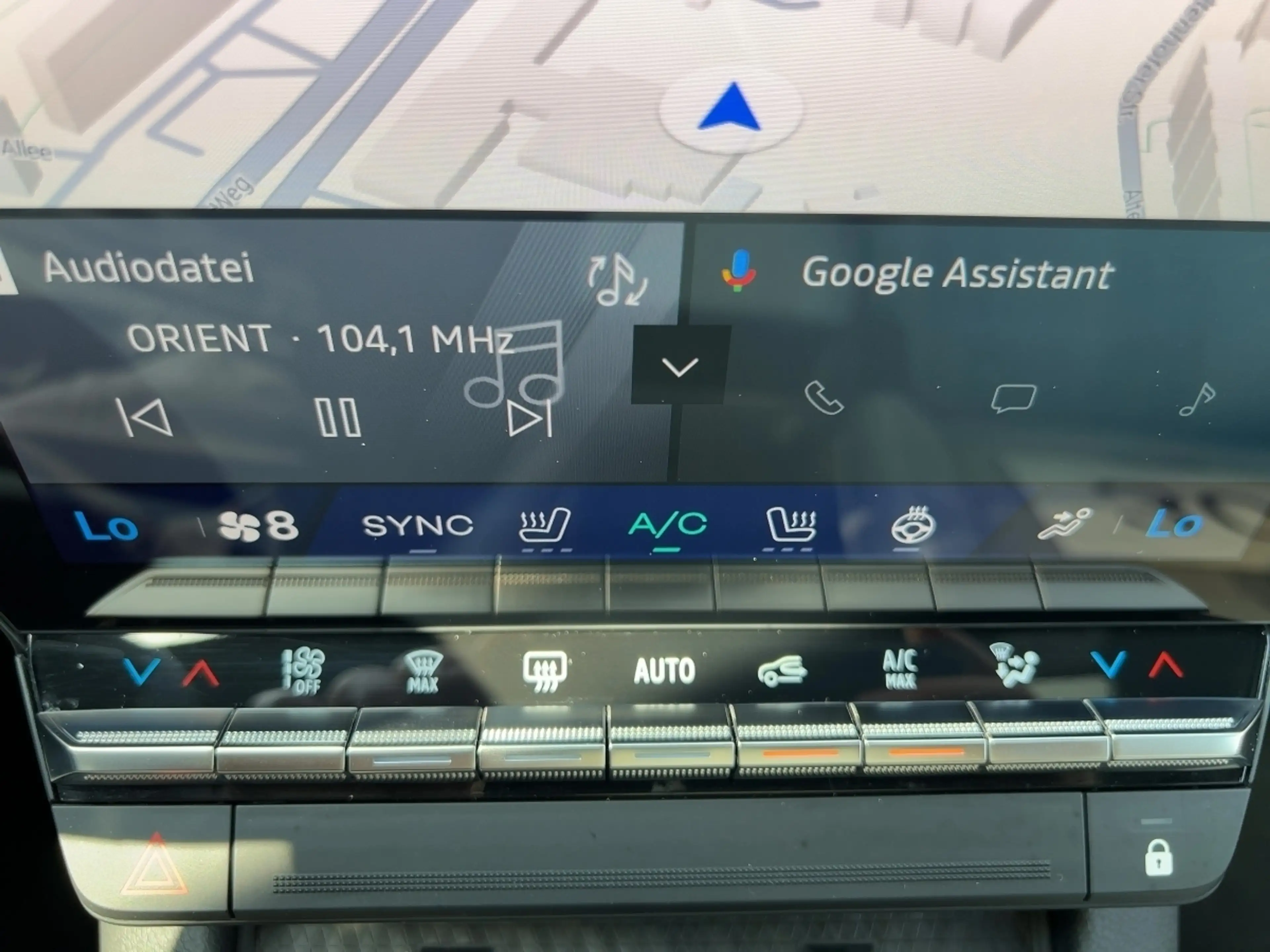 Renault Scenic E-Tech Electric EV87 220HP Iconic — photo 13