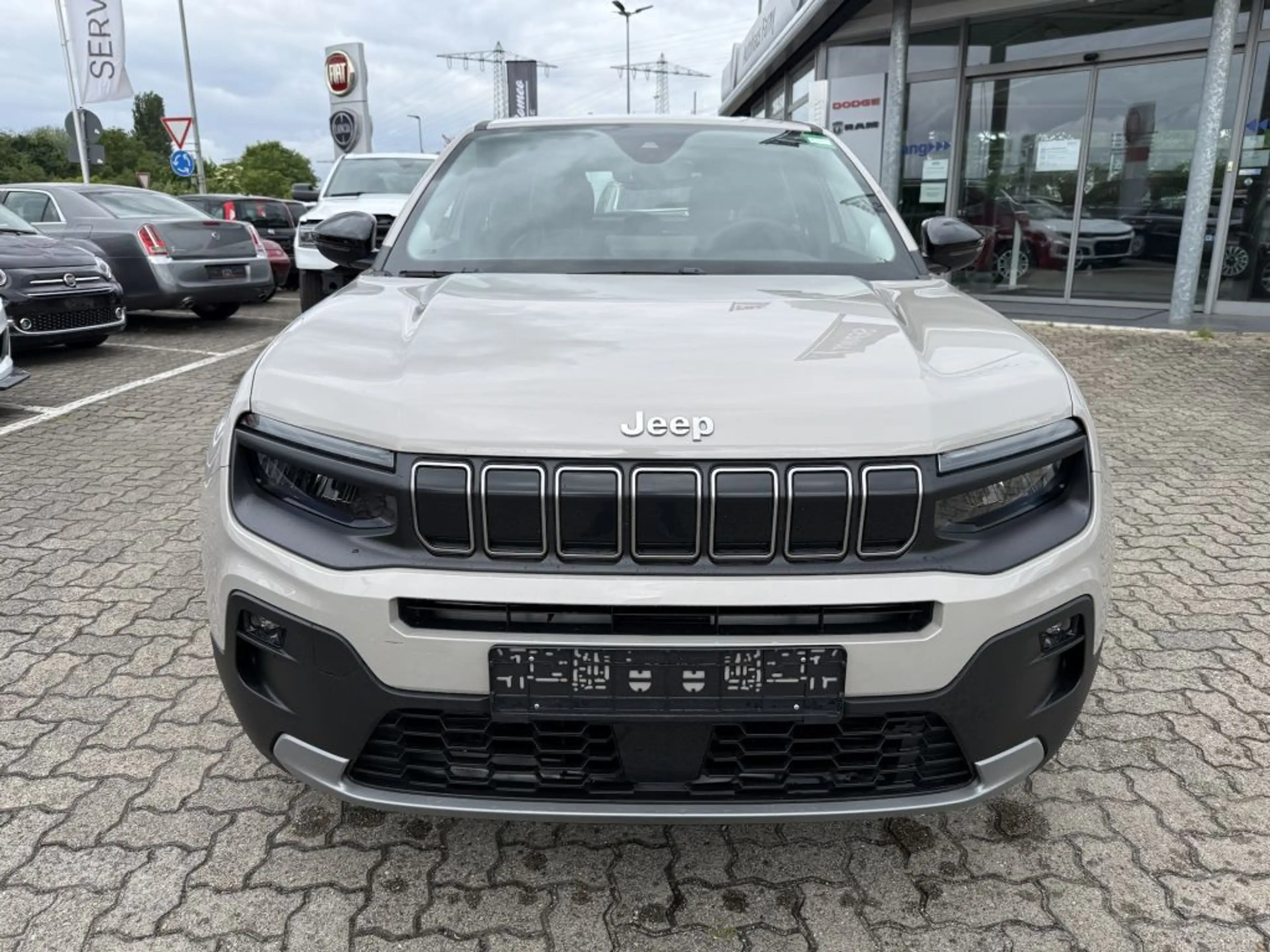 Jeep Avenger 1.2 GSE T3 Turbo-Benzin GDI Altitude — photo 2