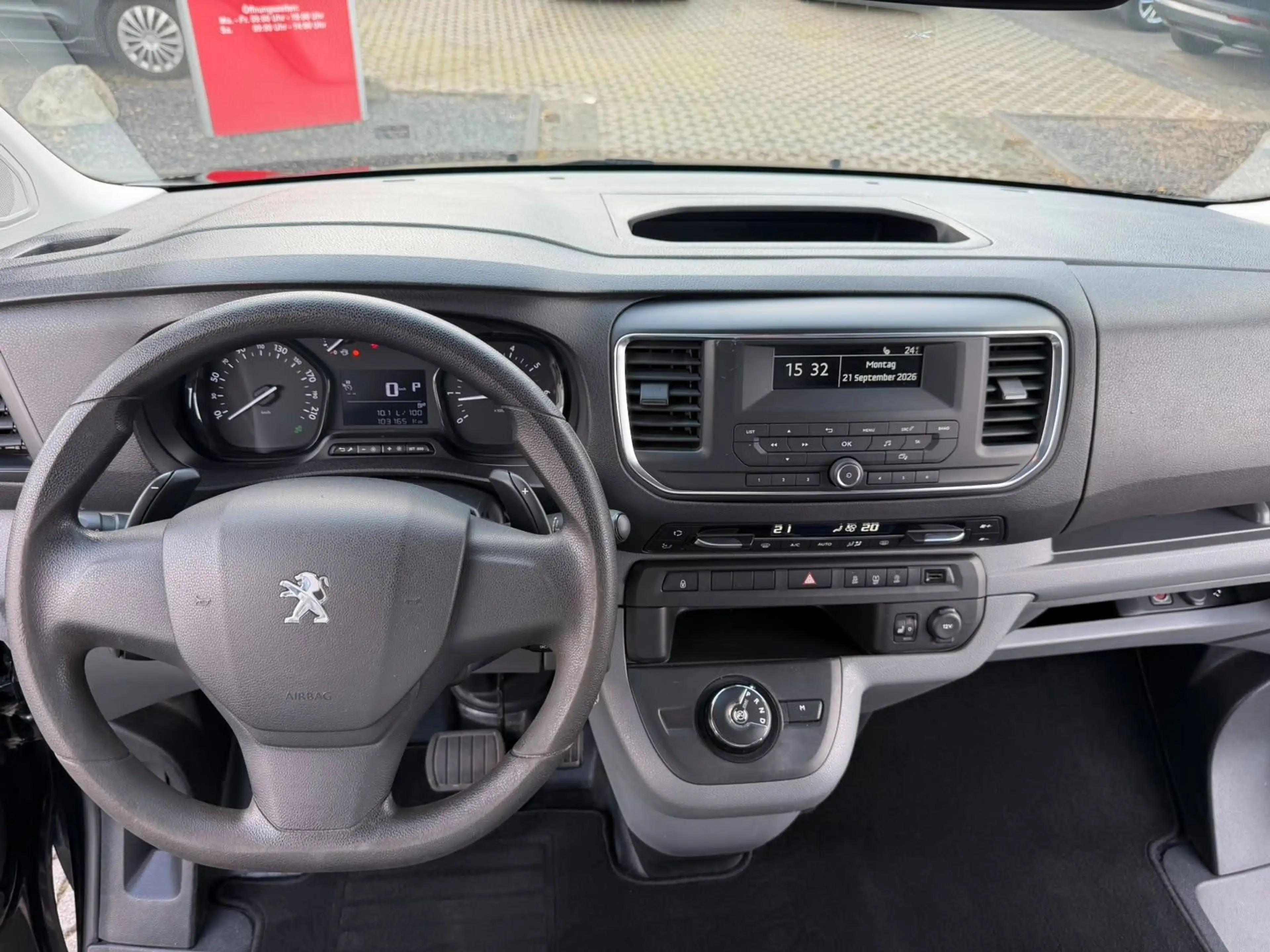 Peugeot Traveller Expert Kombi Traveller L3 — photo 9