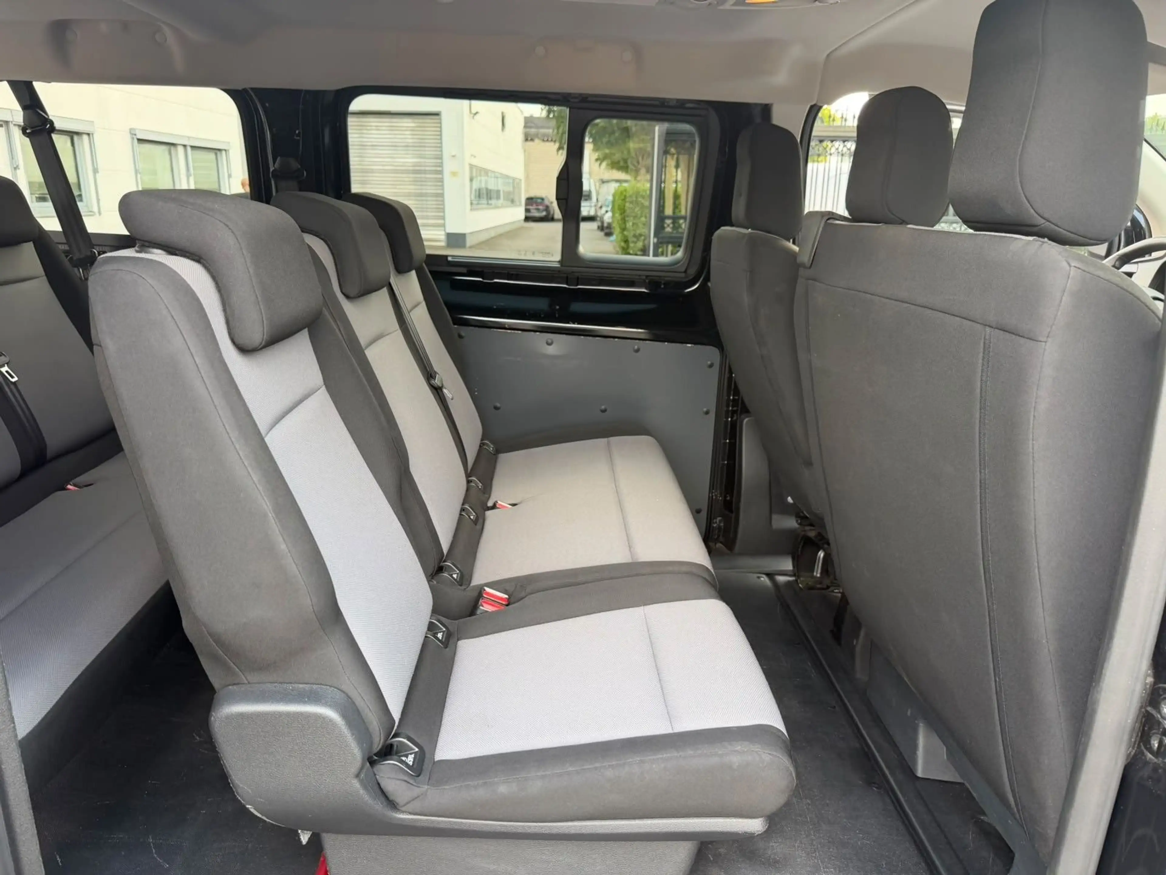 Peugeot Traveller Expert Kombi Traveller L3 — photo 14