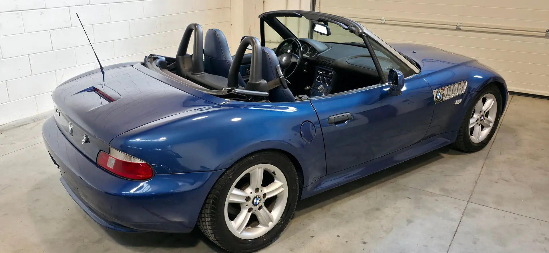 BMW Z3 1.9 Roadster Topasblau Blu/Azzurro - 1