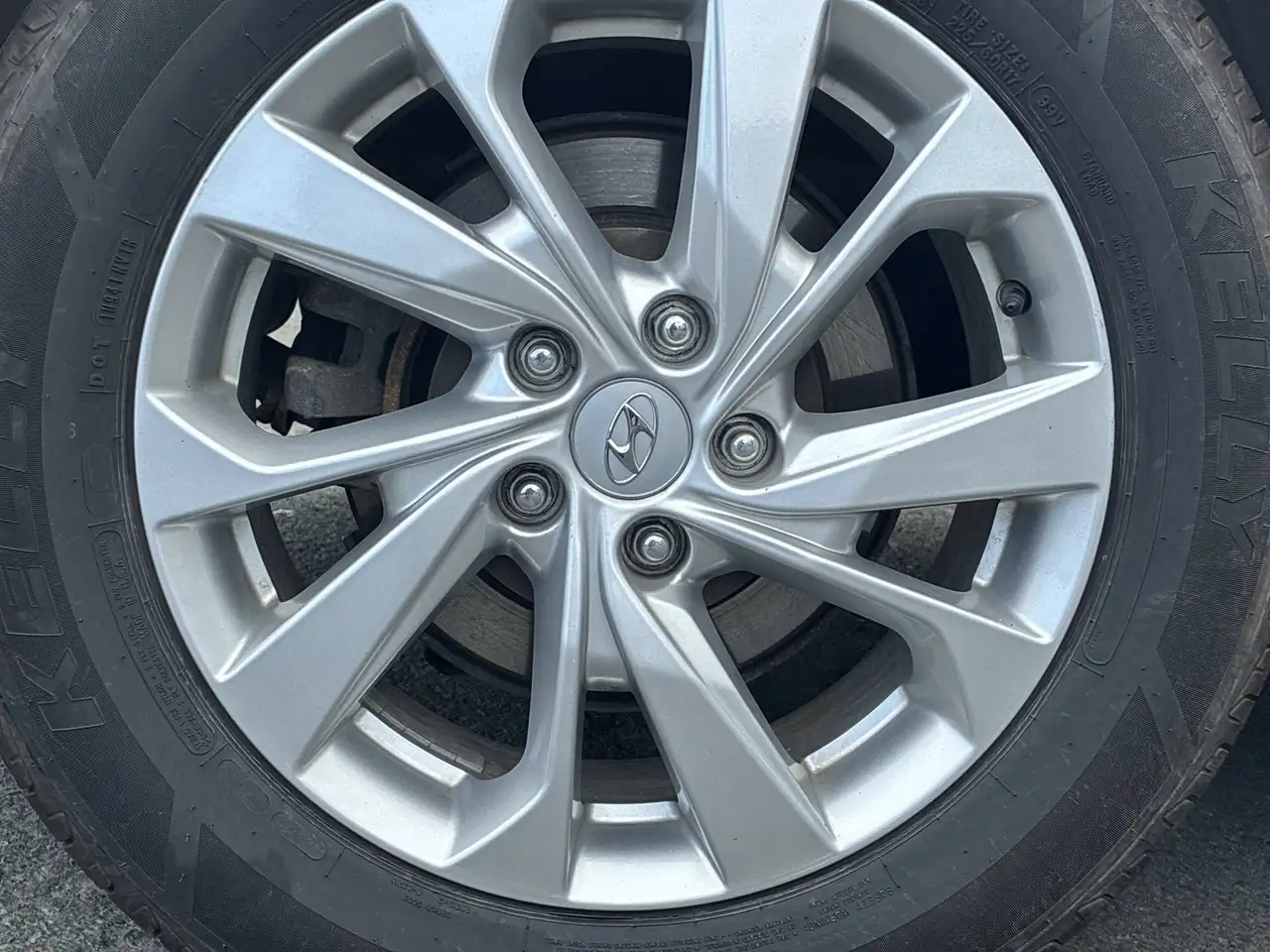 Hyundai TUCSON снимка Hyundai TUCSON