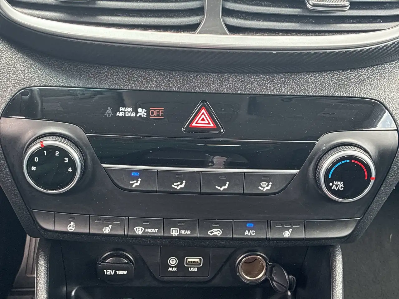 Hyundai TUCSON снимка Hyundai TUCSON