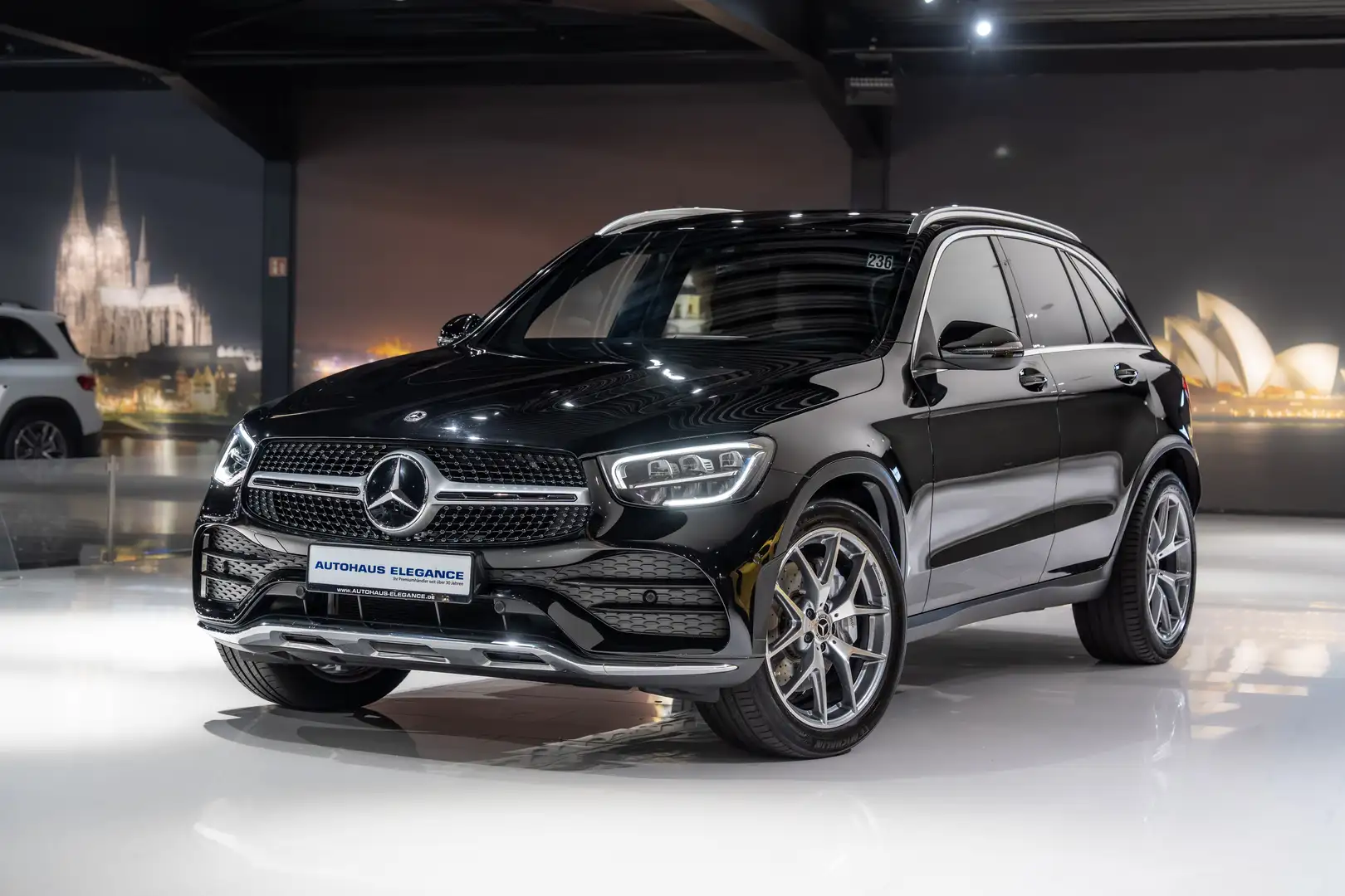 Mercedes-Benz GLC 400 d 4Matic*AMG-LINE*PANO*HIGH-LED*KAMERA* Schwarz - 1