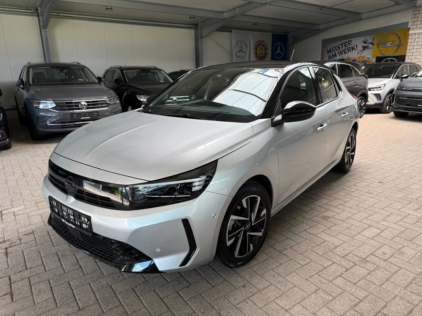 Opel Corsa F GS Line 1.2 Turbo LED RFK SHZ LHZ PDC Argent - 1