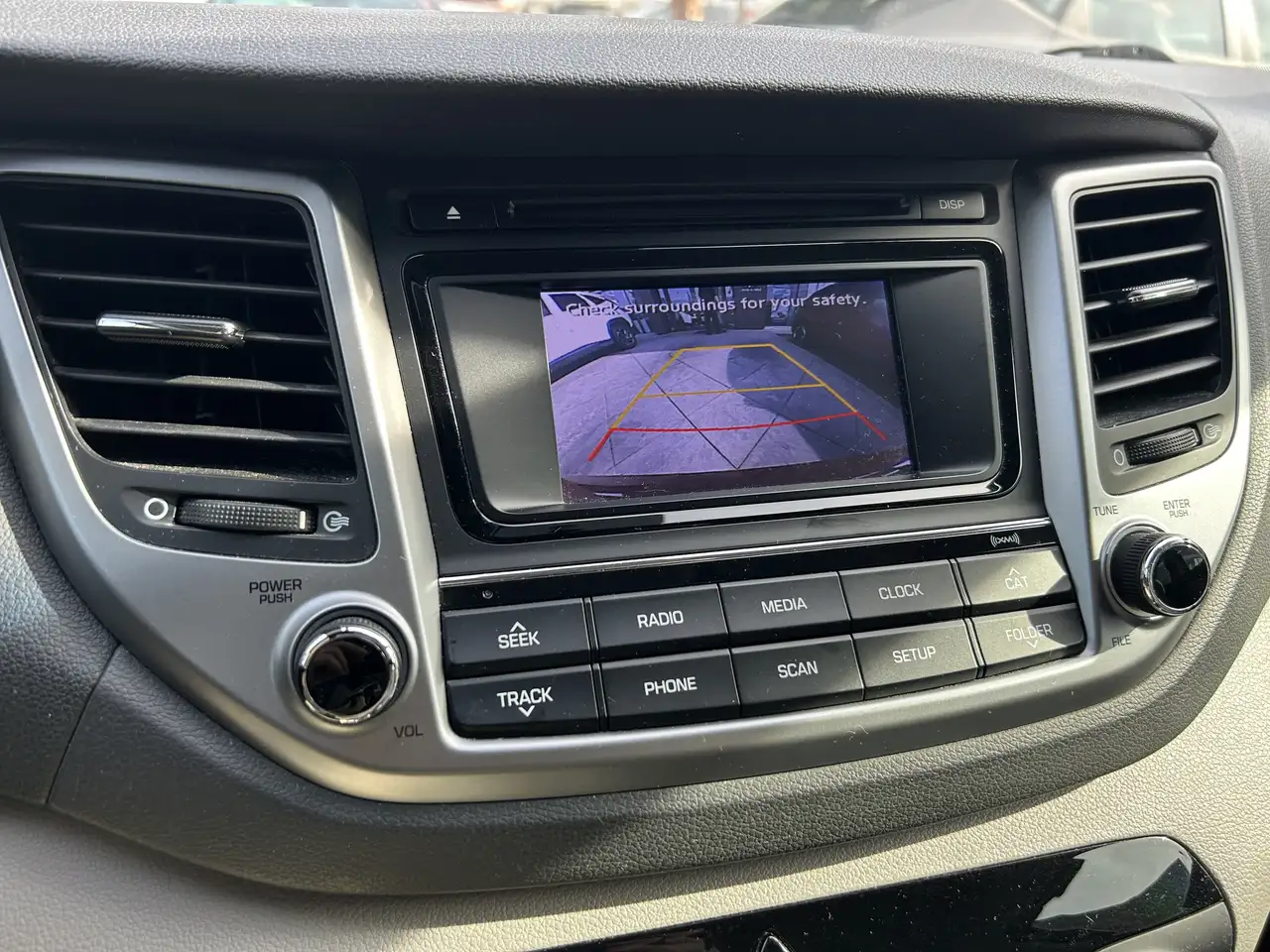 Hyundai TUCSON снимка Hyundai TUCSON