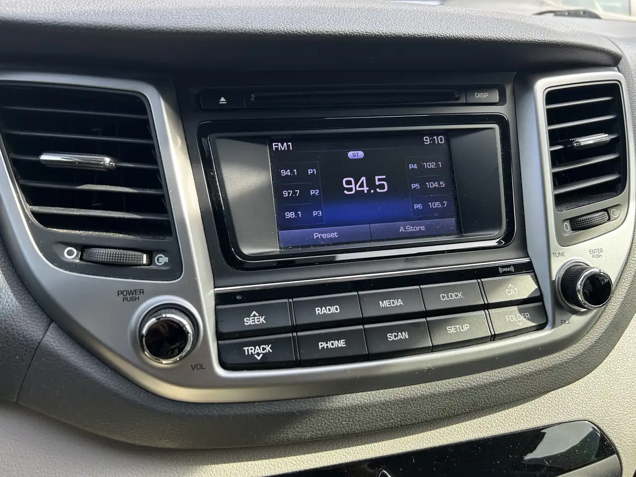 Hyundai TUCSON снимка Hyundai TUCSON